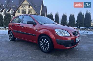 Хетчбек Kia Rio 2009 в Тернополі