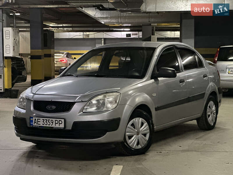 Седан Kia Rio 2007 в Днепре фото Седан Kia Rio 2007 в Днепре