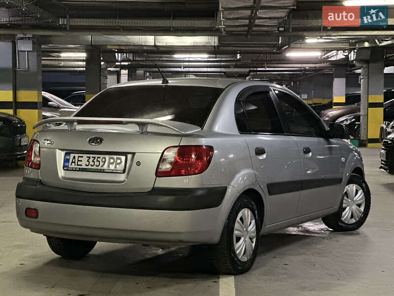 Седан Kia Rio 2007 в Днепре фото 2 Седан Kia Rio 2007 в Днепре