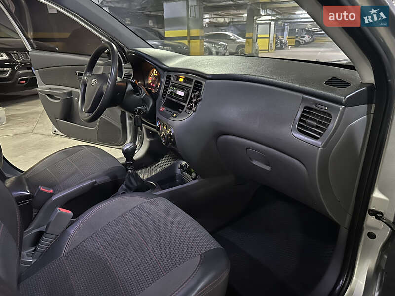 Седан Kia Rio 2007 в Днепре фото 20 Седан Kia Rio 2007 в Днепре