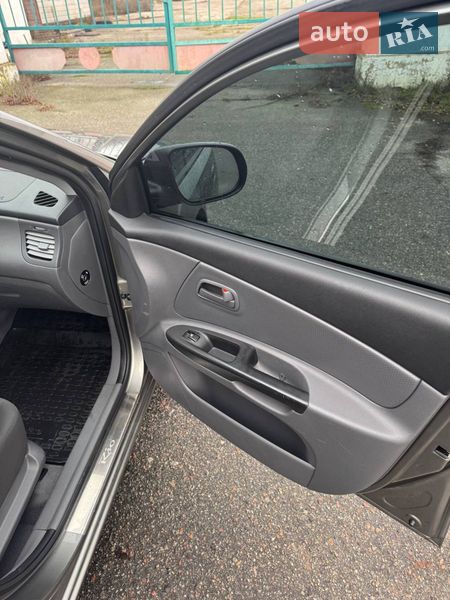 Седан Kia Rio 2011 в Киеве