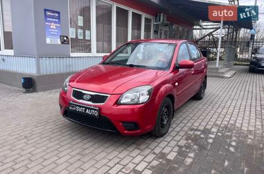 Седан Kia Rio 2011 в Николаеве