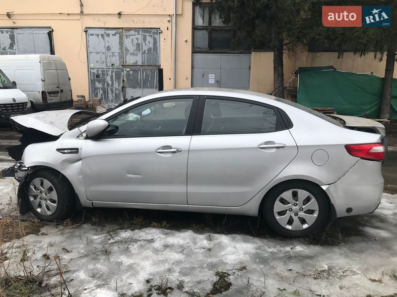 Kia Rio 2012
