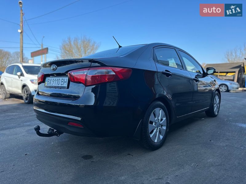 Седан Kia Rio 2012 в Хмельницком