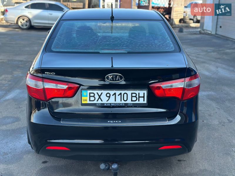 Седан Kia Rio 2012 в Хмельницком