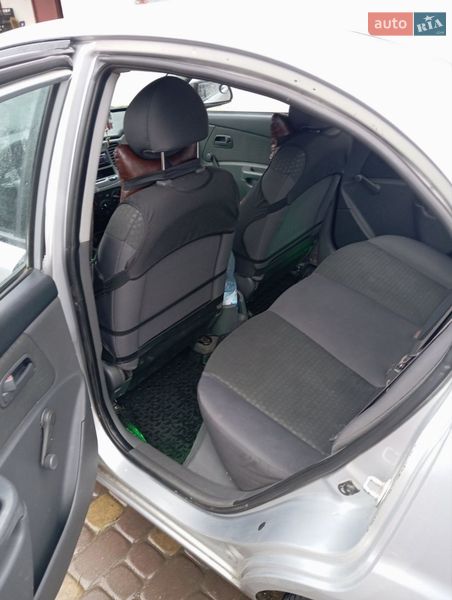 Седан Kia Rio 2008 в Тернополе фото 12 Седан Kia Rio 2008 в Тернополе