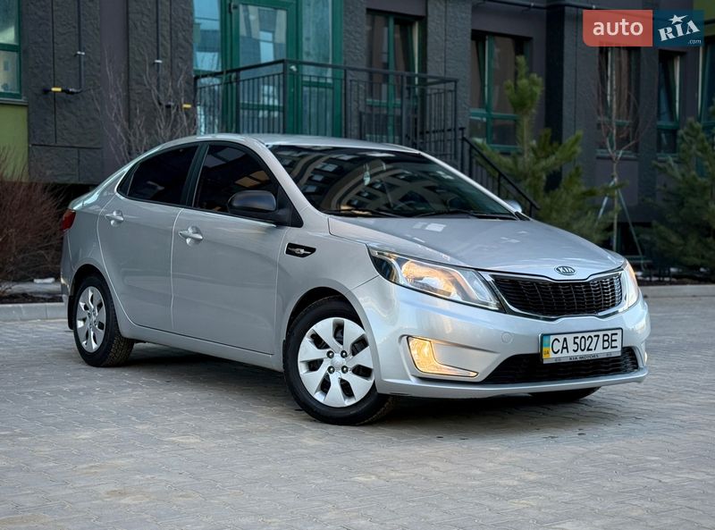 Седан Kia Rio 2011 в Киеве
