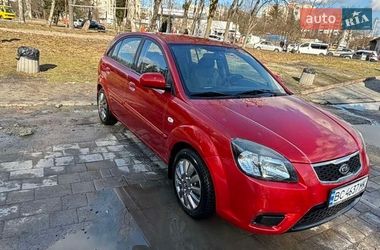 Хетчбек Kia Rio 2009 в Львові