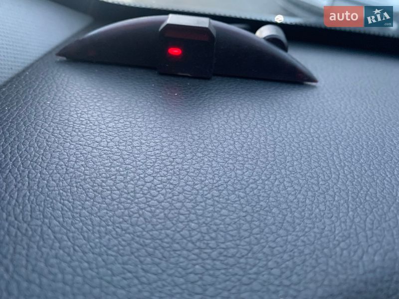 Седан Kia Rio 2013 в Киеве