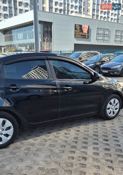 Седан Kia Rio 2011 в Києві
