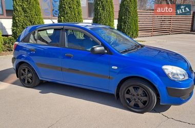 Хетчбек Kia Rio 2008 в Дніпрі