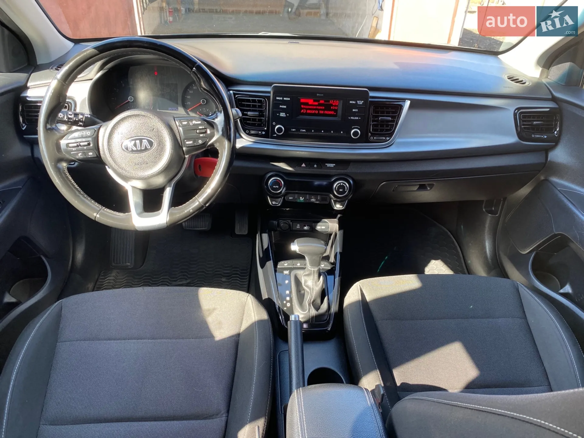2017 Kia Rio - мініатюра 29