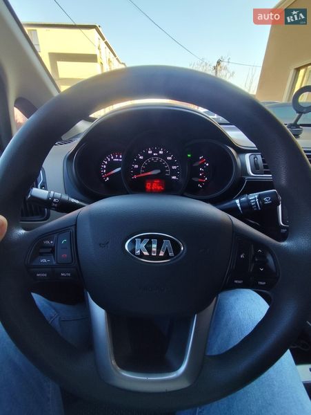 Седан Kia Rio 2016 в Києві