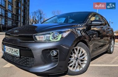 Хэтчбек Kia Rio 2017 в Чернигове