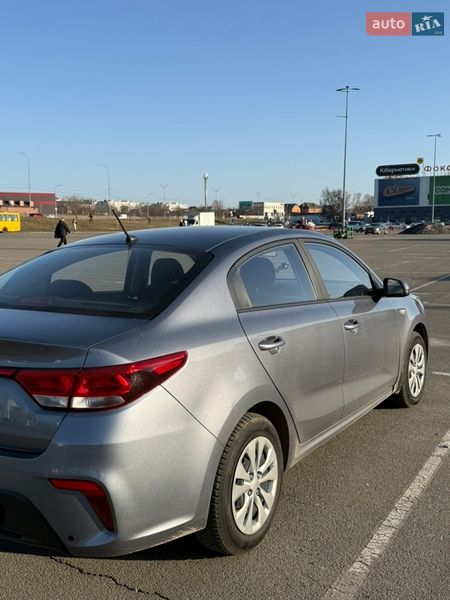 Седан Kia Rio 2019 в Києві