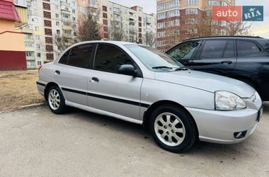 Седан Kia Rio 2005 в Полтаві
