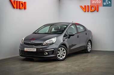 Седан Kia Rio 2017 в Киеве