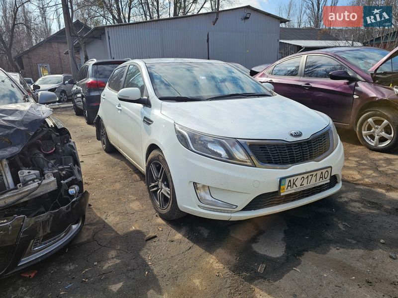 Kia Rio 2013 Kia Rio 2013