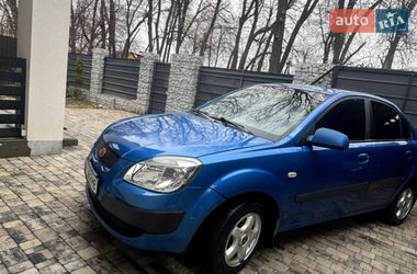 Седан Kia Rio 2007 в Виннице