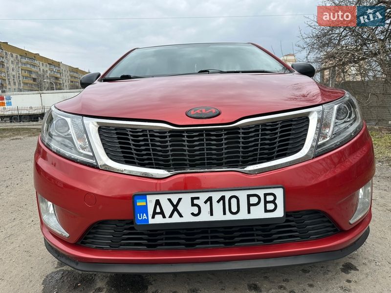 Хэтчбек Kia Rio 2013 в Харькове