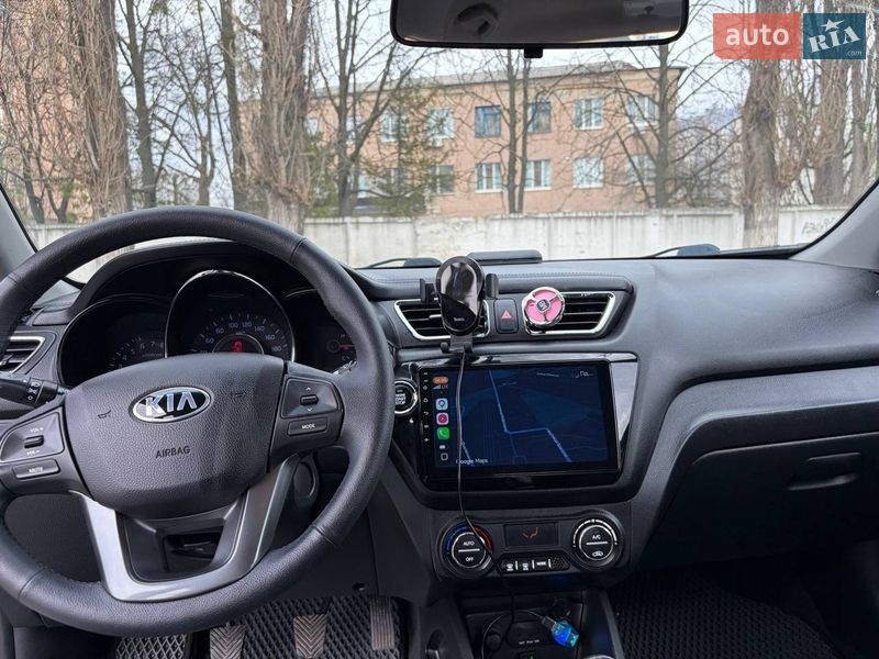 Седан Kia Rio 2013 в Киеве