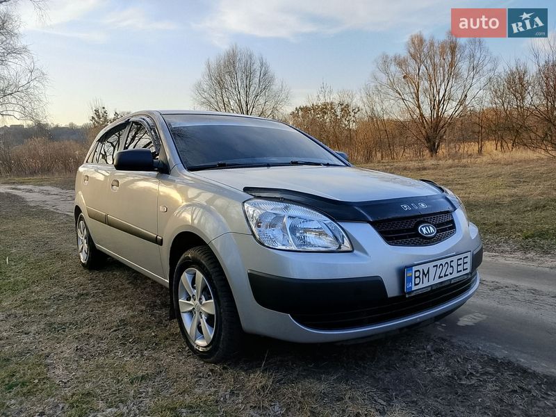 Хэтчбек Kia Rio 2008 в Ромнах фото 7 Хэтчбек Kia Rio 2008 в Ромнах