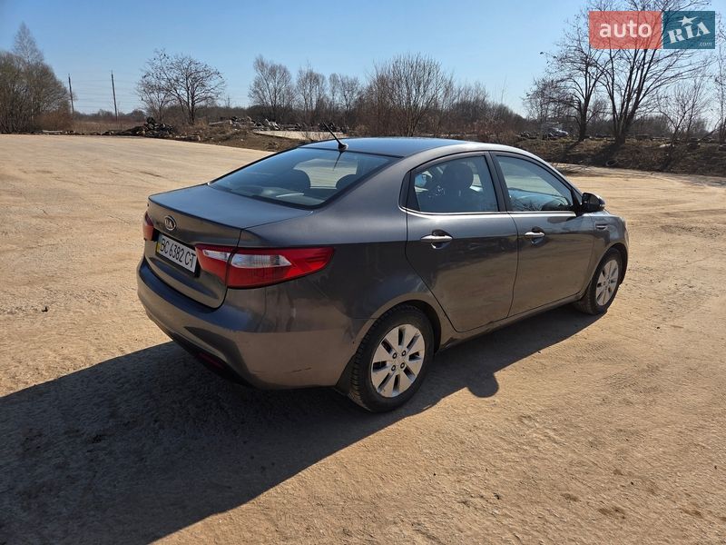 Седан Kia Rio 2012 в Львове фото 5 Седан Kia Rio 2012 в Львове