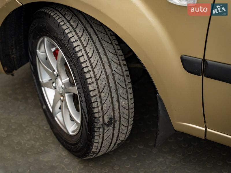 Седан Kia Rio 2008 в Киеве фото 8 Седан Kia Rio 2008 в Киеве