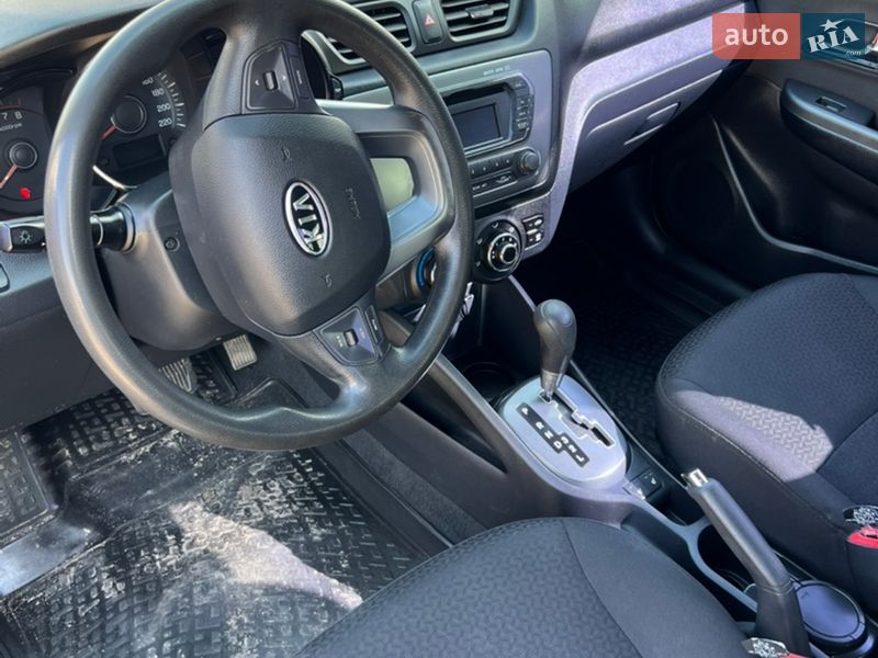 Седан Kia Rio 2012 в Харкові