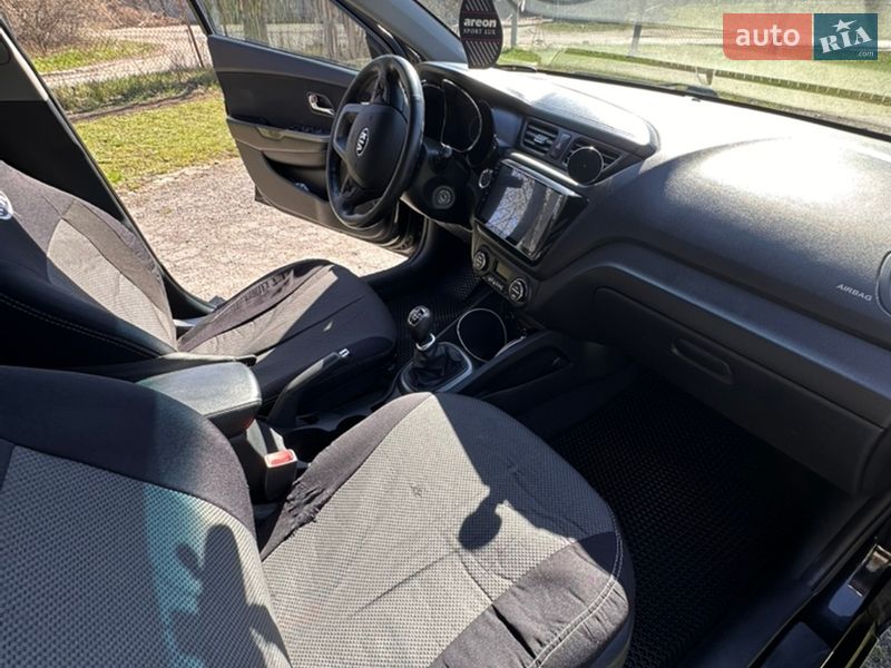 Седан Kia Rio 2013 в Києві