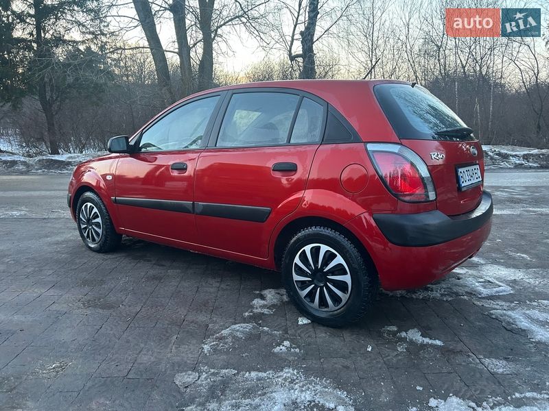 Хетчбек Kia Rio 2009 в Тернополі