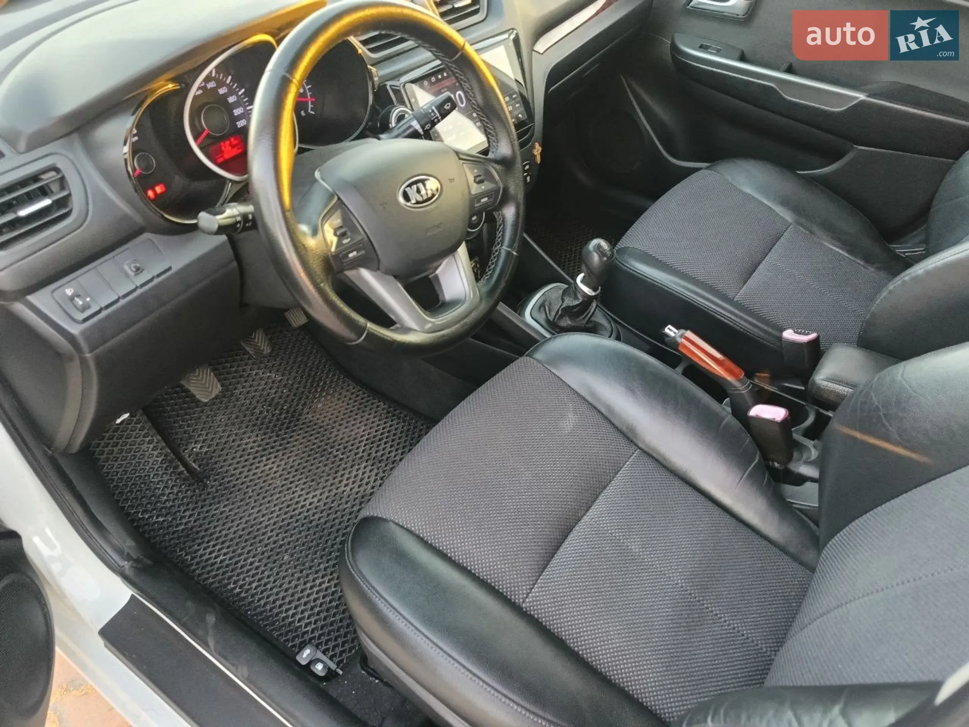 2013 Kia Rio - мініатюра 10