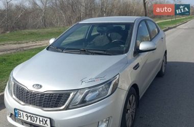 Седан Kia Rio 2012 в Запоріжжі