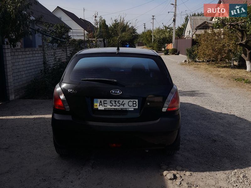 Хэтчбек Kia Rio 2007 в Днепре