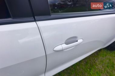 Седан Kia Rio 2015 в Харькове