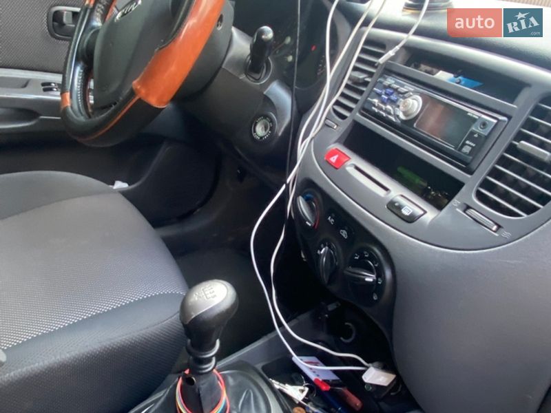 Седан Kia Rio 2007 в Сторожинце фото 15 Седан Kia Rio 2007 в Сторожинце