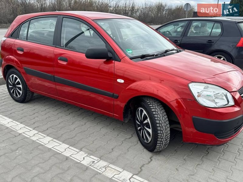 Хэтчбек Kia Rio 2009 в Каменец-Подольском фото 6 Хэтчбек Kia Rio 2009 в Каменец-Подольском