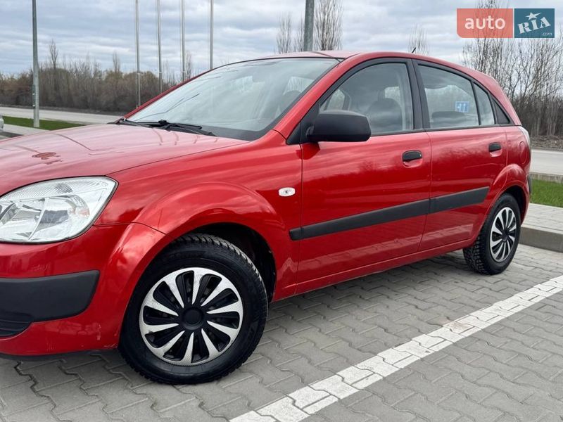 Хэтчбек Kia Rio 2009 в Каменец-Подольском фото 11 Хэтчбек Kia Rio 2009 в Каменец-Подольском