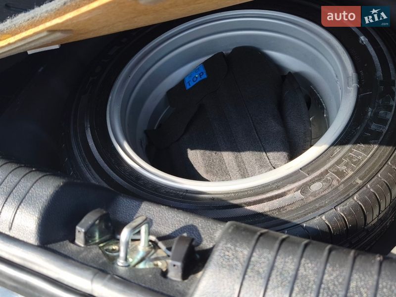 Хетчбек Kia Rio 2013 в Києві фото 35 Хетчбек Kia Rio 2013 в Києві