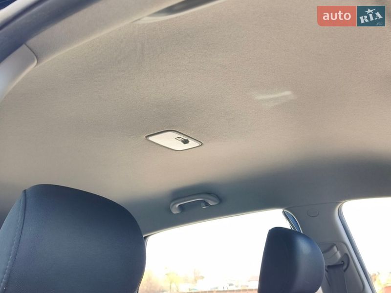 Хетчбек Kia Rio 2013 в Києві фото 49 Хетчбек Kia Rio 2013 в Києві