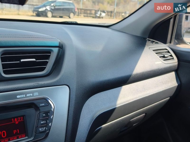 Хетчбек Kia Rio 2013 в Києві фото 60 Хетчбек Kia Rio 2013 в Києві