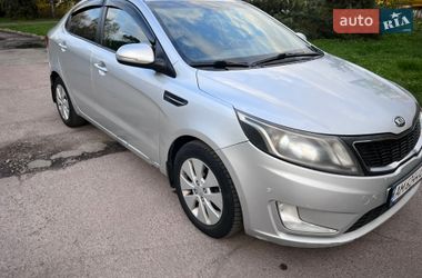 Седан Kia Rio 2013 в Києві