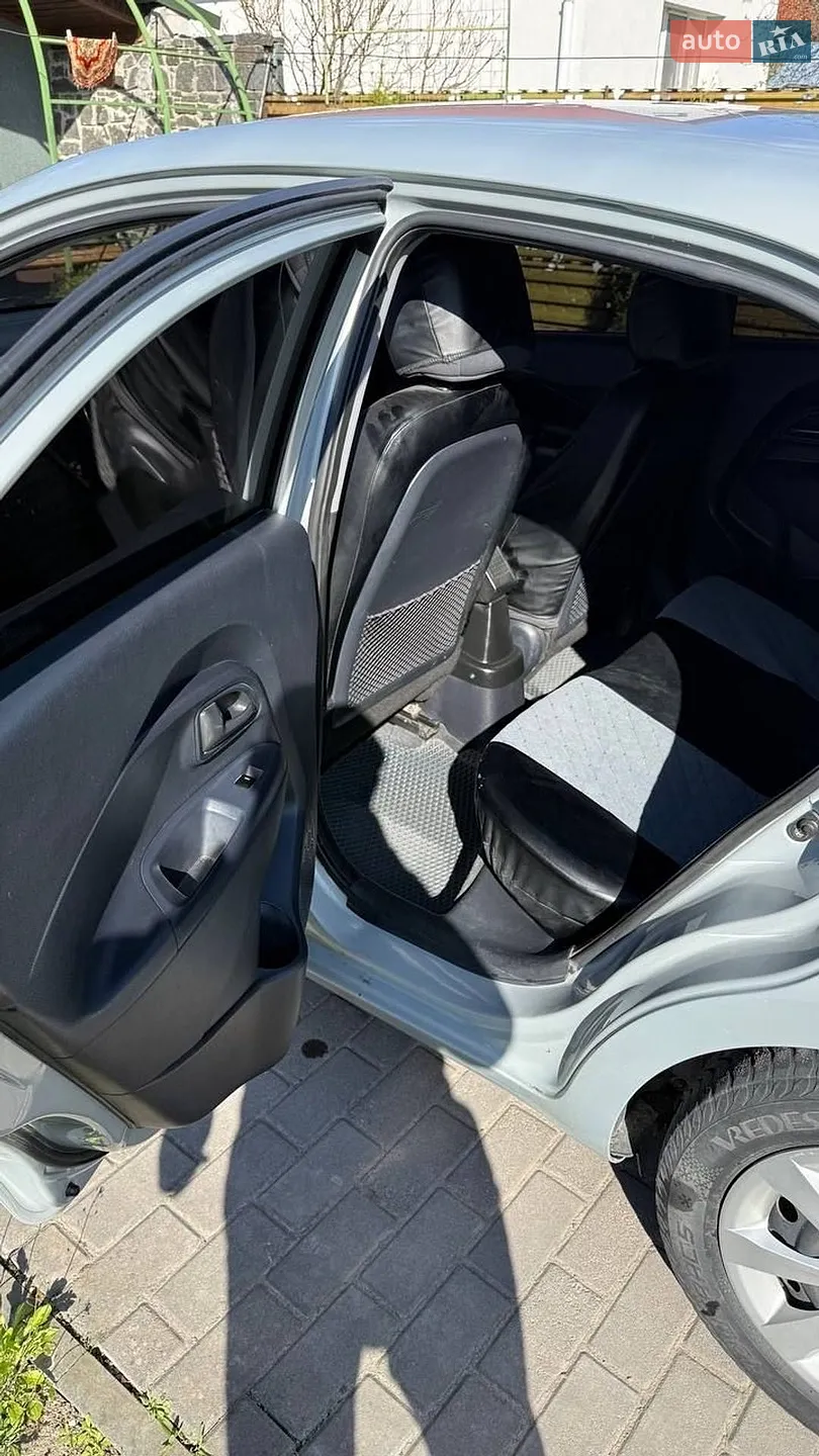 2011 Kia Rio - мініатюра 9