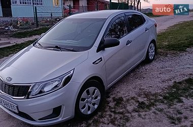 Седан Kia Rio 2012 в Хмельницькому