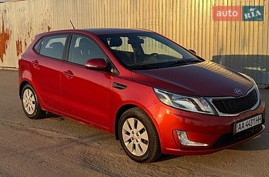Хетчбек Kia Rio 2012 в Києві