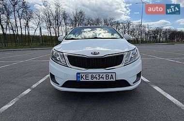 Седан Kia Rio 2013 в Днепре