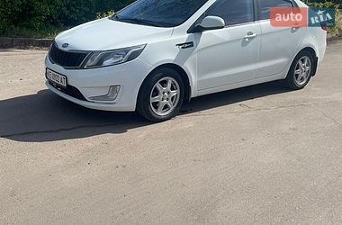 Седан Kia Rio 2012 в Кривом Роге