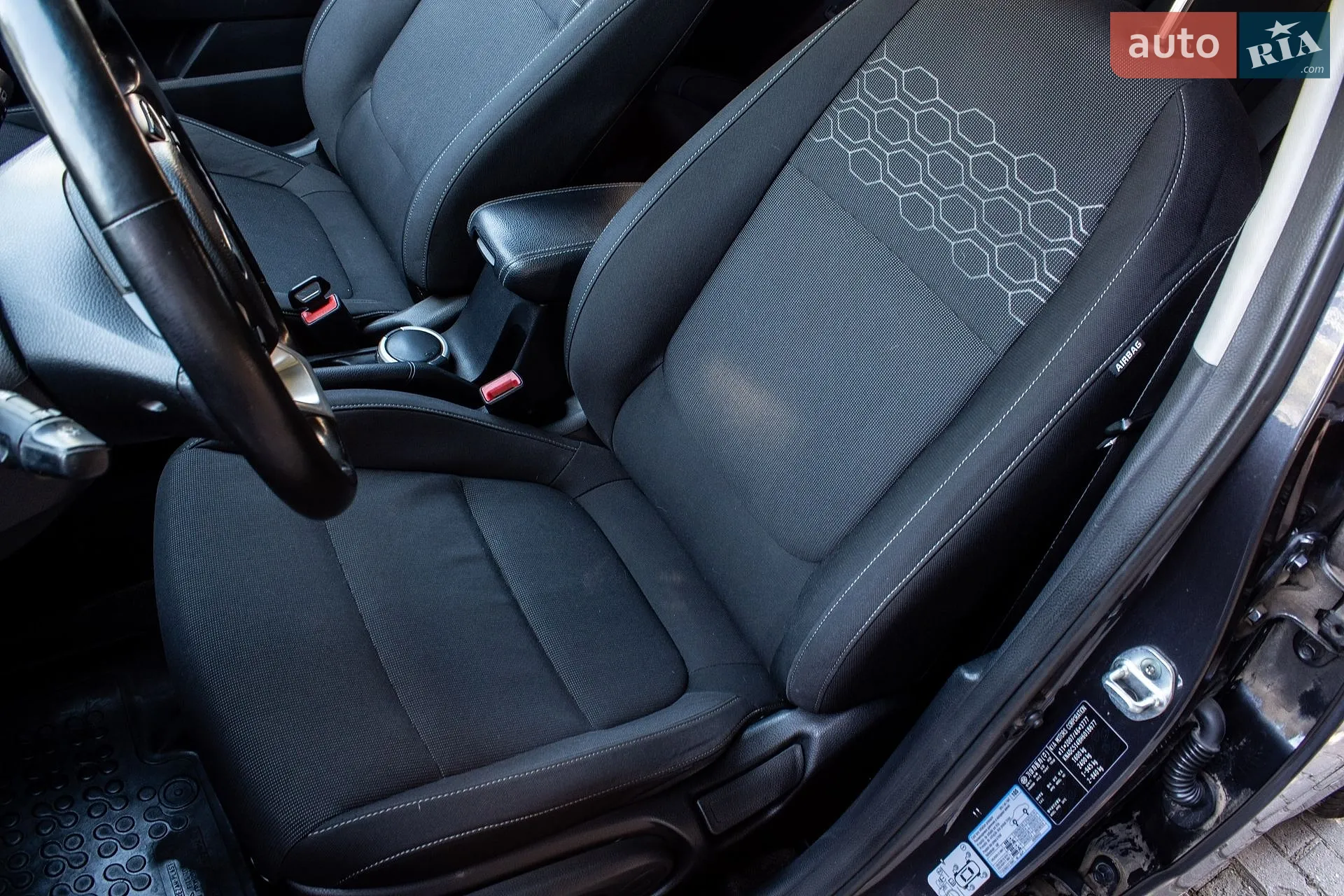 2017 Kia Rio - мініатюра 36