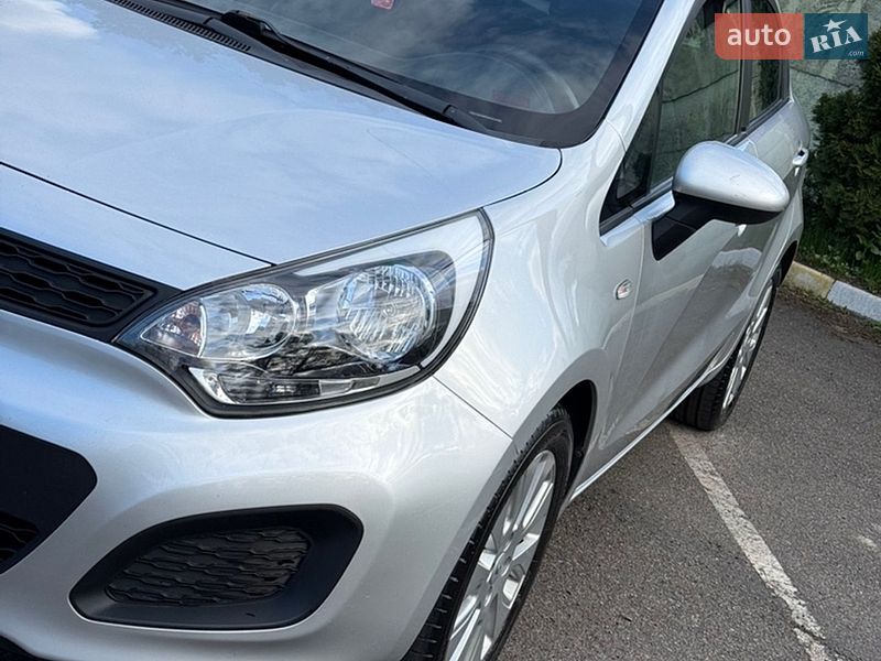 Хэтчбек Kia Rio 2011 в Бородянке