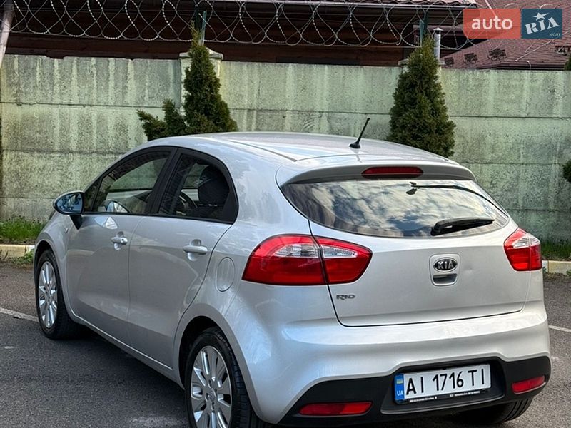 Хэтчбек Kia Rio 2011 в Бородянке